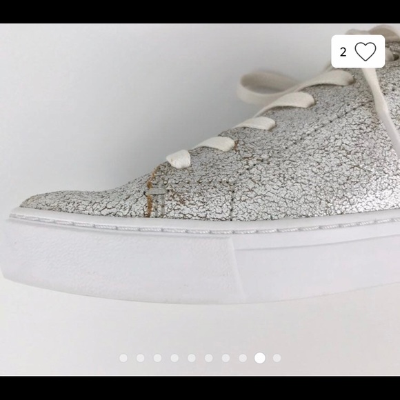 TOMS Lenox Silver Metallic Sneakers - Picture 9 of 14